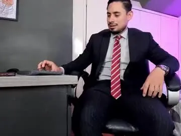 Lovebirdss – webcam model profile photo Image 12