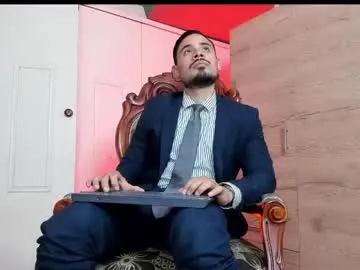 Lovebirdss – webcam model profile photo Image 6