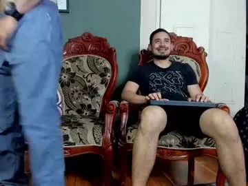 Lovebirdss – webcam model profile photo Image 7