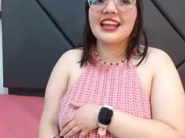 little_effy18_ – webcam model profile photo Image 13