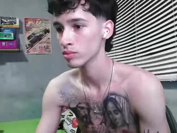 Taanni – webcam model profile photo Image 3