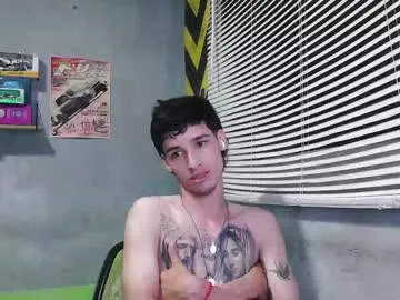 Taanni – webcam model profile photo Image 4