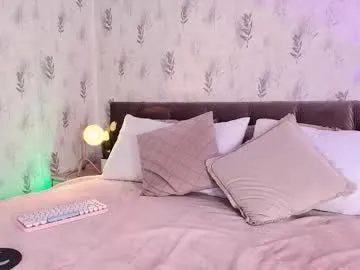 chanalephaz – webcam model profile photo Image 15