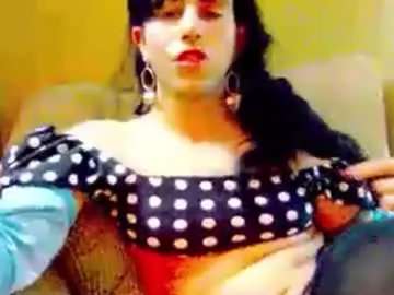 Enchantix – webcam model profile photo Image 4