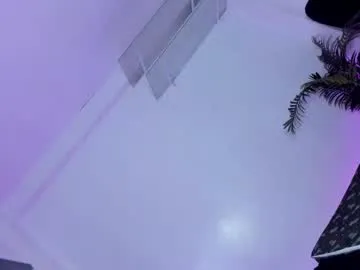 PrettyKatea – webcam model profile photo Image 9