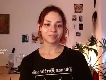 poisonn_girll – webcam model profile photo Image 3
