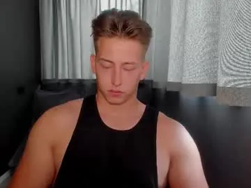 IORio2 – webcam model profile photo Image 10