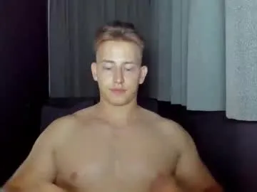 IORio2 – webcam model profile photo Image 11