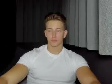 IORio2 – webcam model profile photo Image 14