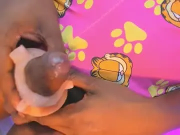 Cutenikkibaby – webcam model profile photo Image 14