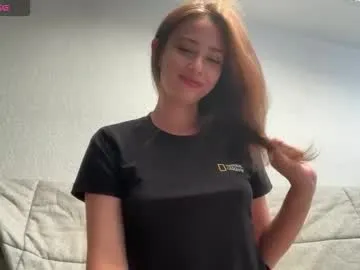 alana15 – webcam model profile photo Image 2