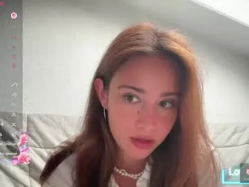 alana15 – webcam model profile photo Image 6