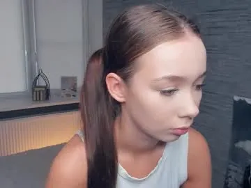 Rinamay_ – webcam model profile photo Image 4