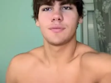 IORio2 – webcam model profile photo Image 4