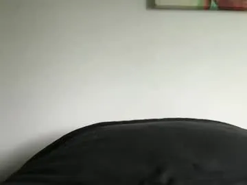 xxYuIxx – webcam model profile photo Image 3