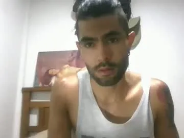 kpo10 – webcam model profile photo Image 4