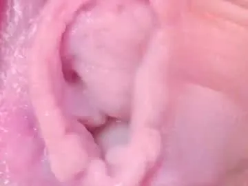 lilith_bonheur – webcam model profile photo Image 14