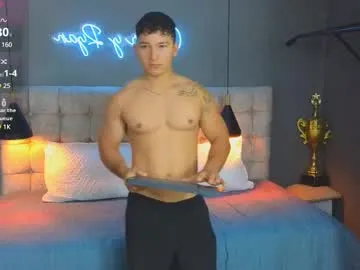 Enchantix – webcam model profile photo Image 10