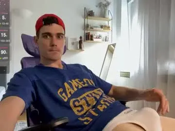 IORio2 – webcam model profile photo Image 6