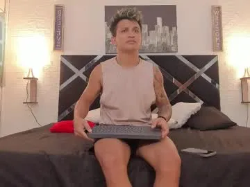 hungeddy – webcam model profile photo Image 19