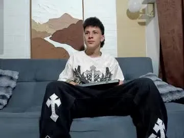 lagenovadura – webcam model profile photo Image 2