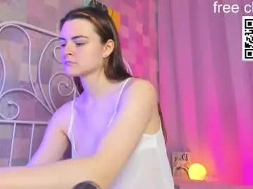 luckrose – webcam model profile photo Image 9