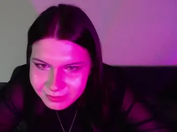 hina_porn – webcam model profile photo Image 2