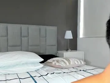 fleeting_love – webcam model profile photo Image 4