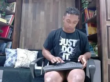 tyler_gus – webcam model profile photo Image 17