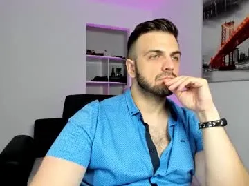 hina_porn – webcam model profile photo Image 4