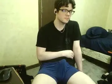 yueyue2003 – webcam model profile photo Image 4