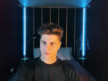 CoupleOnFire – webcam model profile photo Image 4