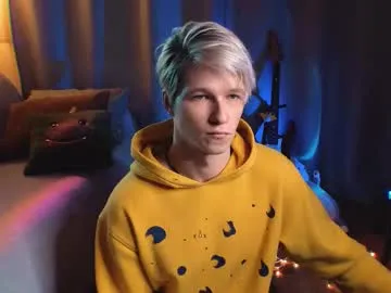 hunkwithglasses – webcam model profile photo Image 13