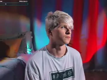 kingdanny_8 – webcam model profile photo Image 3