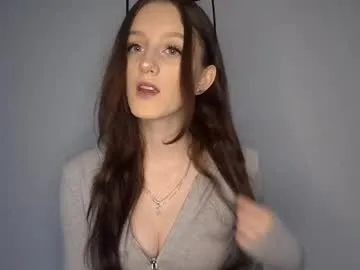 armurra – webcam model profile photo Image 5