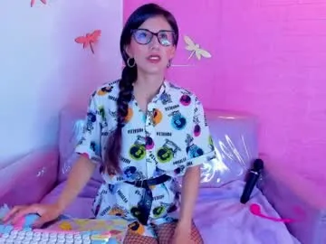 jade_white_ Image 4