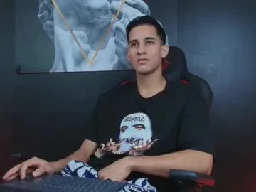 octavarium211 – webcam model profile photo Image 11