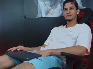 octavarium211 – webcam model profile photo Image 5