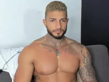tommyreal20 – webcam model profile photo Image 3