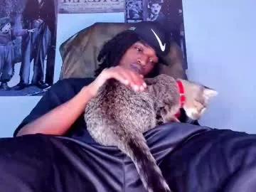 PRINCEPOPPY – webcam model profile photo Image 12