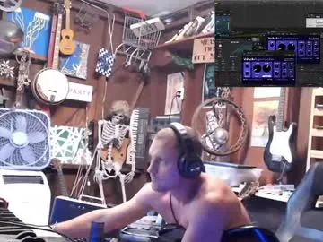 octavarium211 – webcam model profile photo Image 13