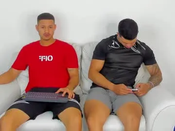 maxandtam – webcam model profile photo Image 15