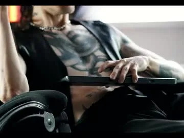 octavarium211 – webcam model profile photo Image 13