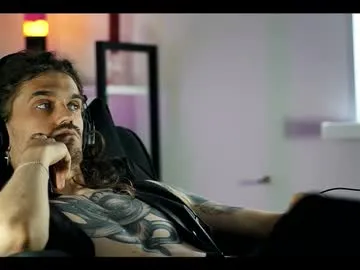 octavarium211 – webcam model profile photo Image 14