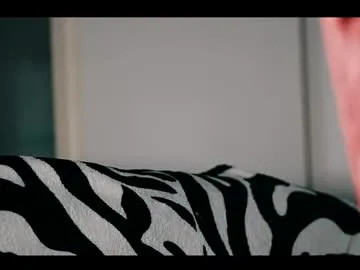 octavarium211 – webcam model profile photo Image 2