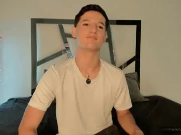 AirboyTy – webcam model profile photo Image 13