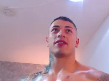 kingdanny_8 – webcam model profile photo Image 12