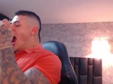 kingdanny_8 – webcam model profile photo Image 17