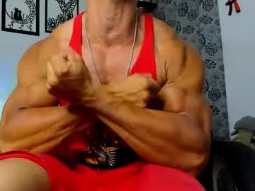 hunkwithglasses – webcam model profile photo Image 9