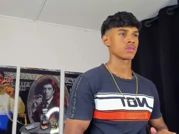 HopeHeaven – webcam model profile photo Image 5